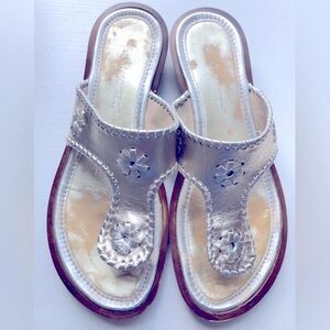 Italian leather, metallic thong sandal, soft Gold w silver Wedge 7/8"heel, 71/2